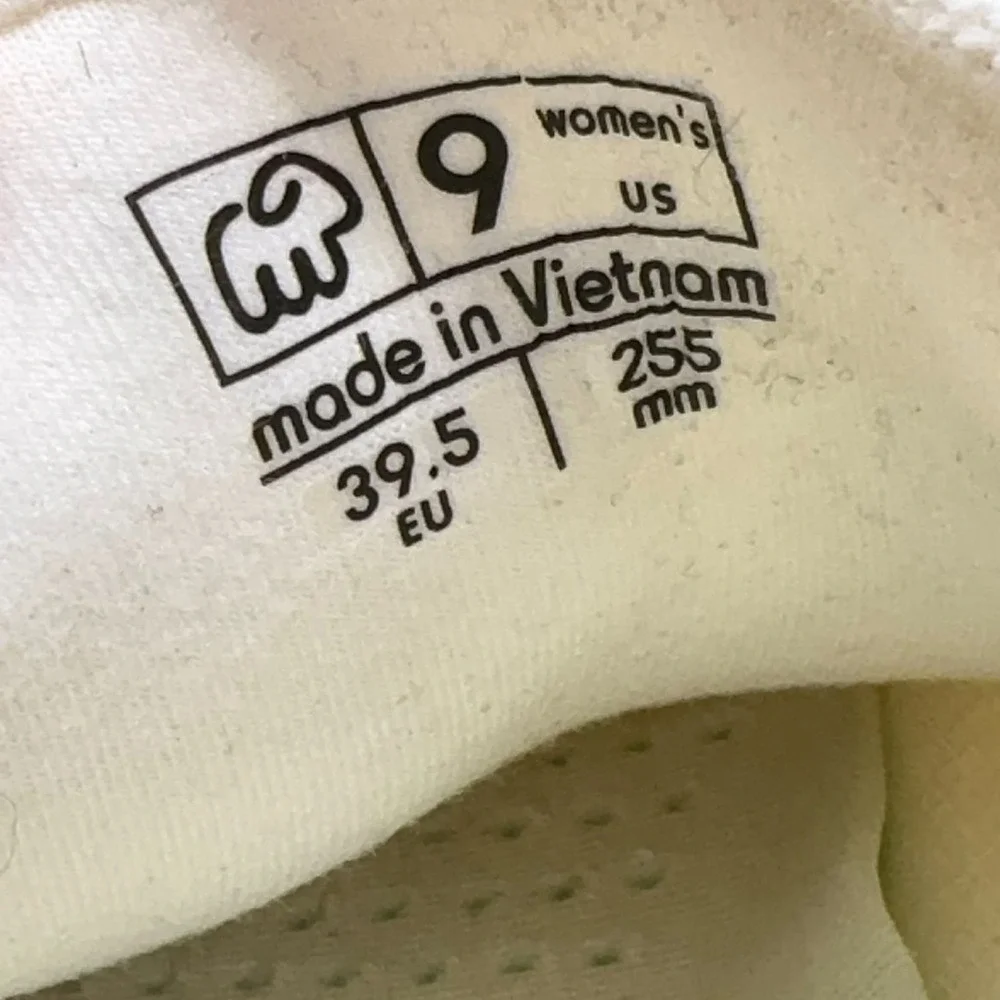 Merinos Australian Lace Up Wool Sneakers‎ Women's Size 9 Cream Comfort Cushion